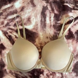 NWT PINK by Victoria’s Secret Wear Everywhere Push Up Bra in smooth 36C